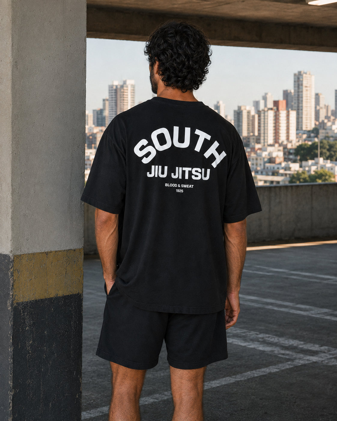 CAMISETA OVERSIZED BLOOD & SWEAT