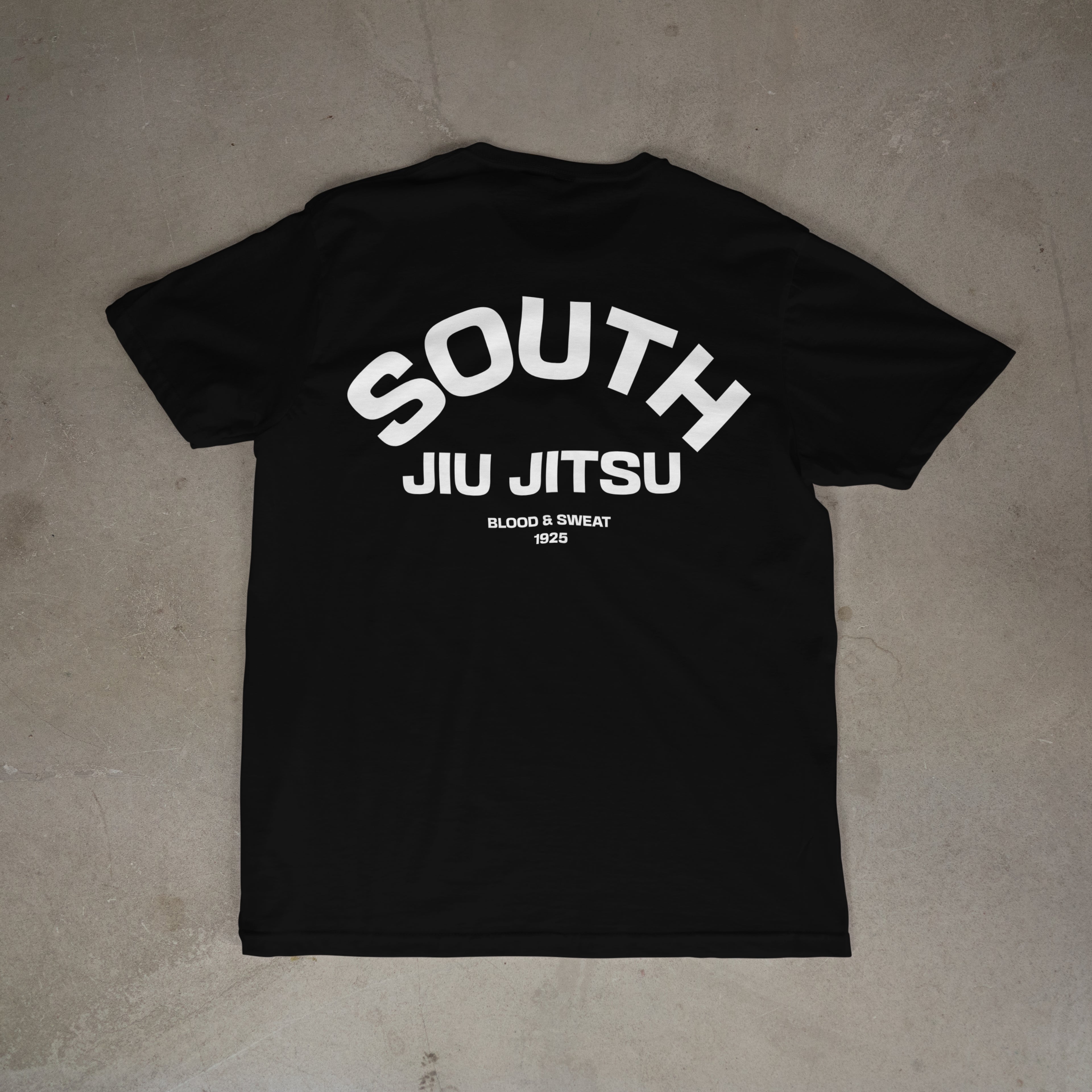 CAMISETA OVERSIZED BLOOD & SWEAT