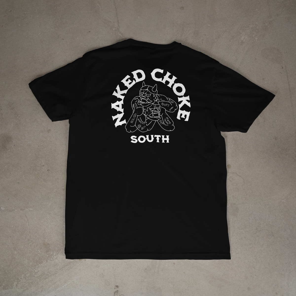 CAMISETA OVERSIZED NAKED CHOKE